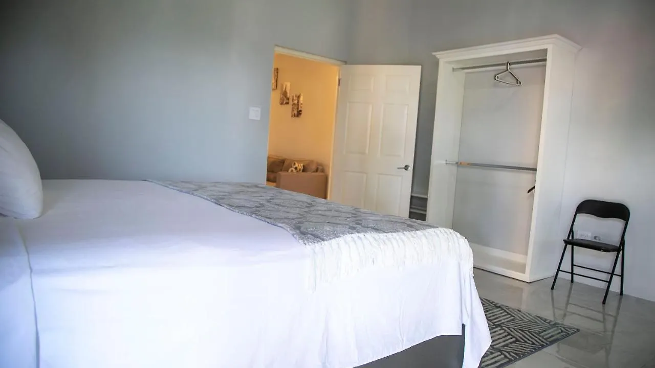 شقة Ocean View Terrace مونتيغو باي 0*,